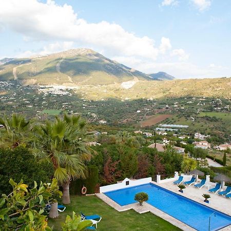 Hotel Cortijo De Salia 알카우씬 외부 사진
