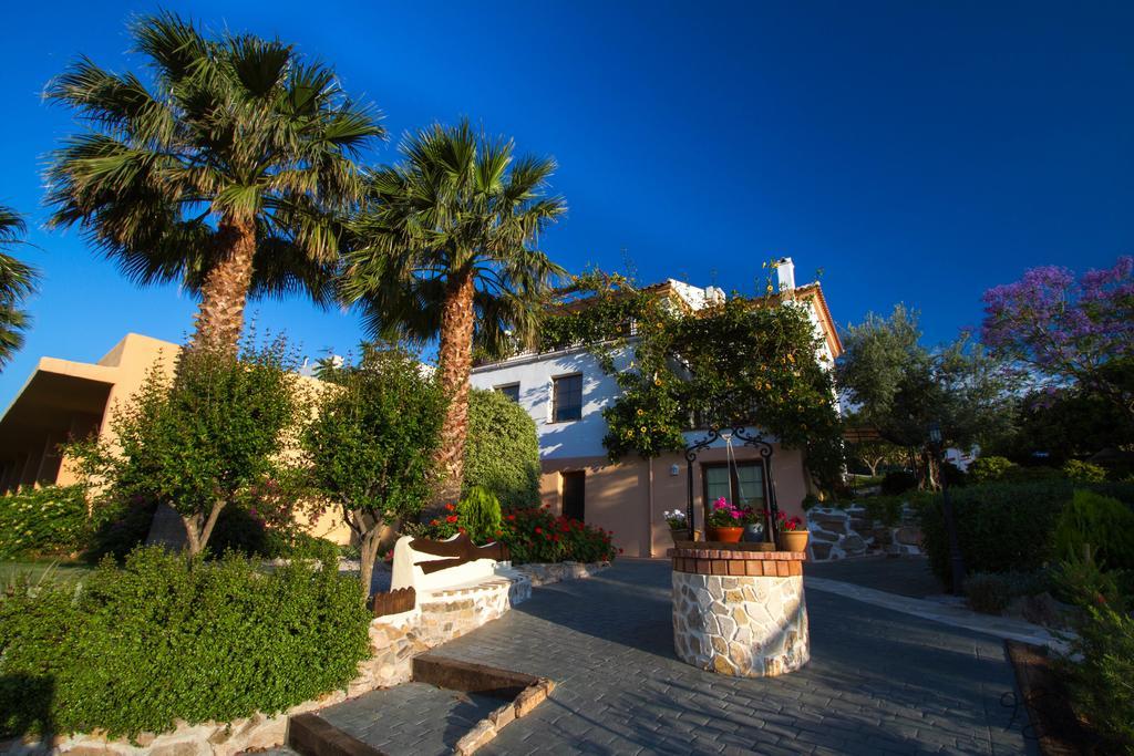 Hotel Cortijo De Salia 알카우씬 외부 사진